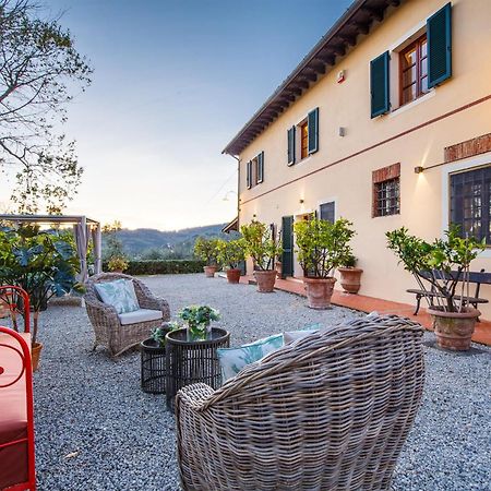 Villa Amore, A Romantic Hilltop Farmhouse In Lucca Exterior foto
