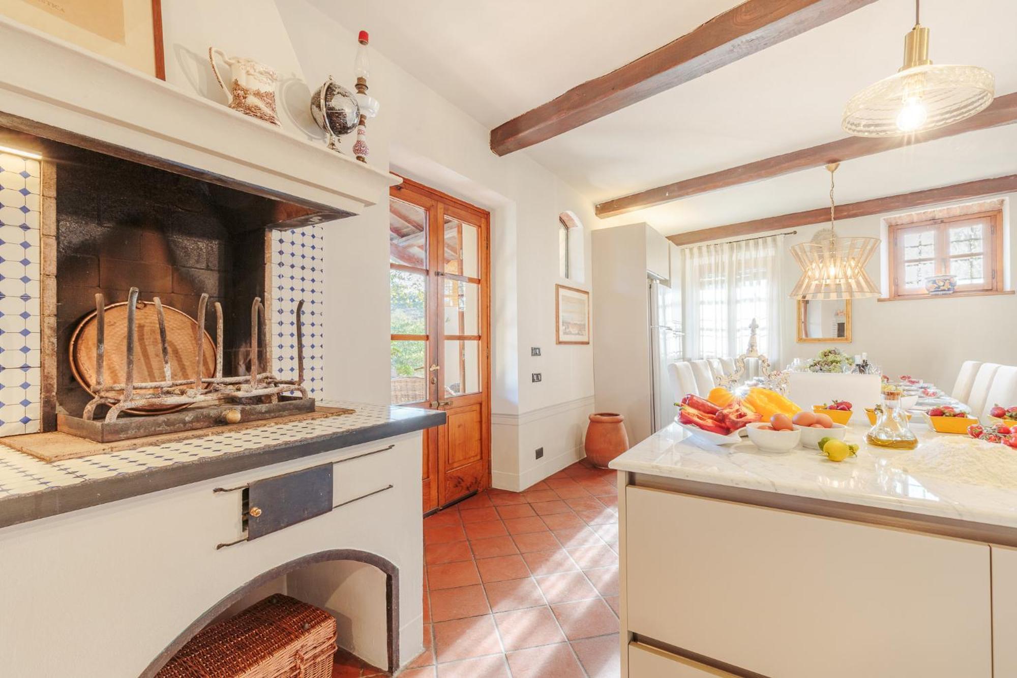 Villa Amore, A Romantic Hilltop Farmhouse In Lucca Exterior foto